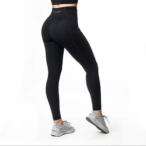 1st Phorm Women’s Fusion Leggings - Black